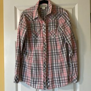 Ariat pearl snap shirt